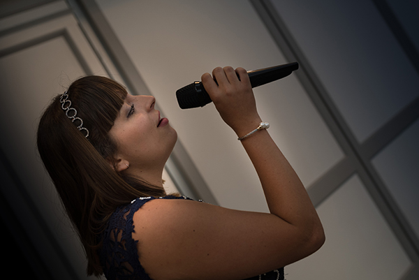 boda gala ana cantante